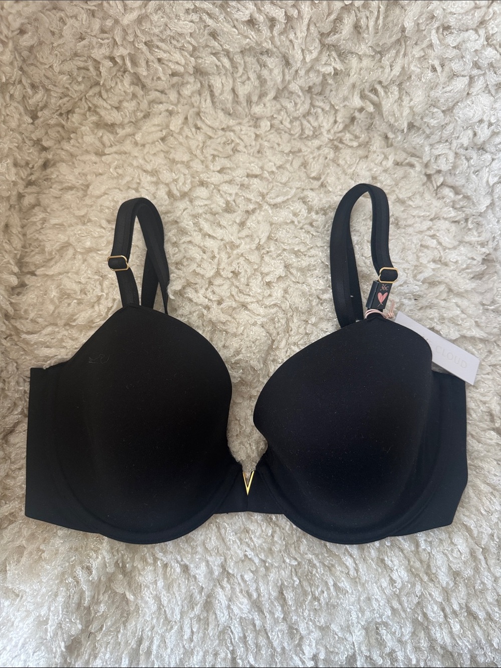 Victoria's Secret Black lightly lined Bra36C love cloud